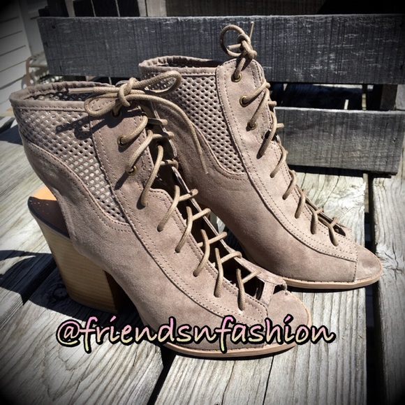 Qupid Suede Laced Perforated Taupe Booties! NEW! - Picture 4 of 10